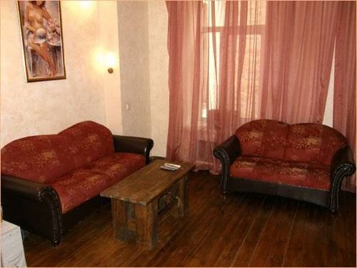 Comfortable luxury apartment with 3 rooms. Center heart of kiev — 4-Star Luxury Hotel in Kyiv, Ukraine