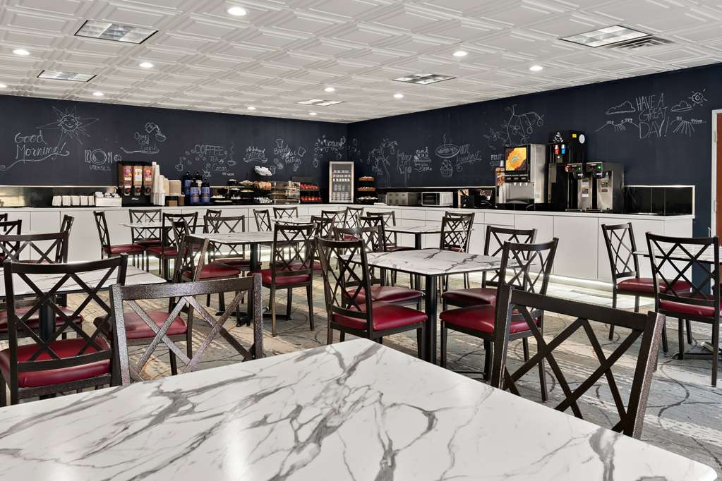 Ramada by Wyndham Harrisburg Hershey Area - photo 58