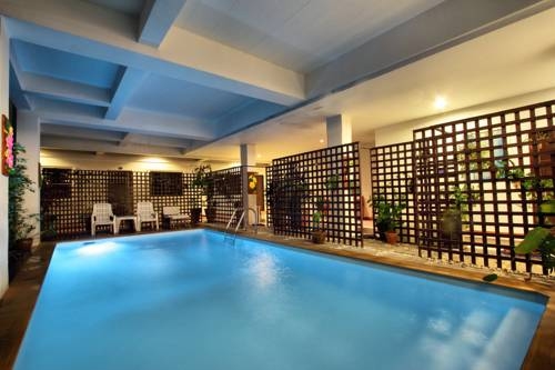 White Resort - carbon neutral hotel in Phuket