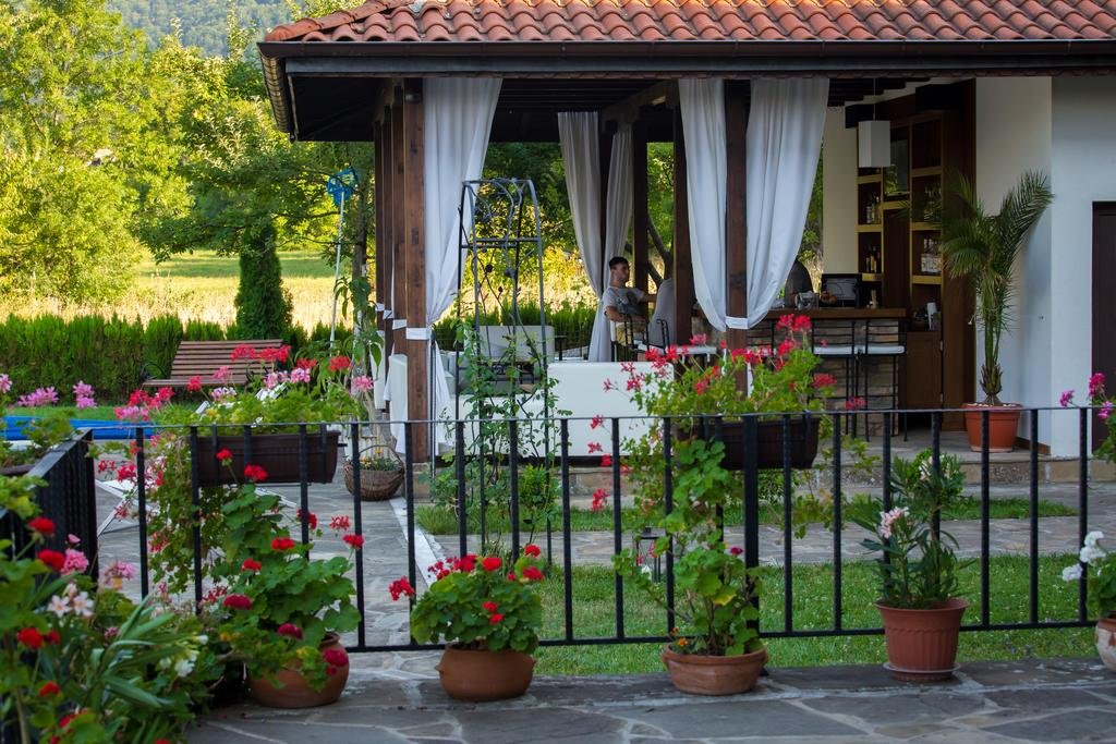 Family Hotel Strannopriemnitza in Troyan, Bulgaria