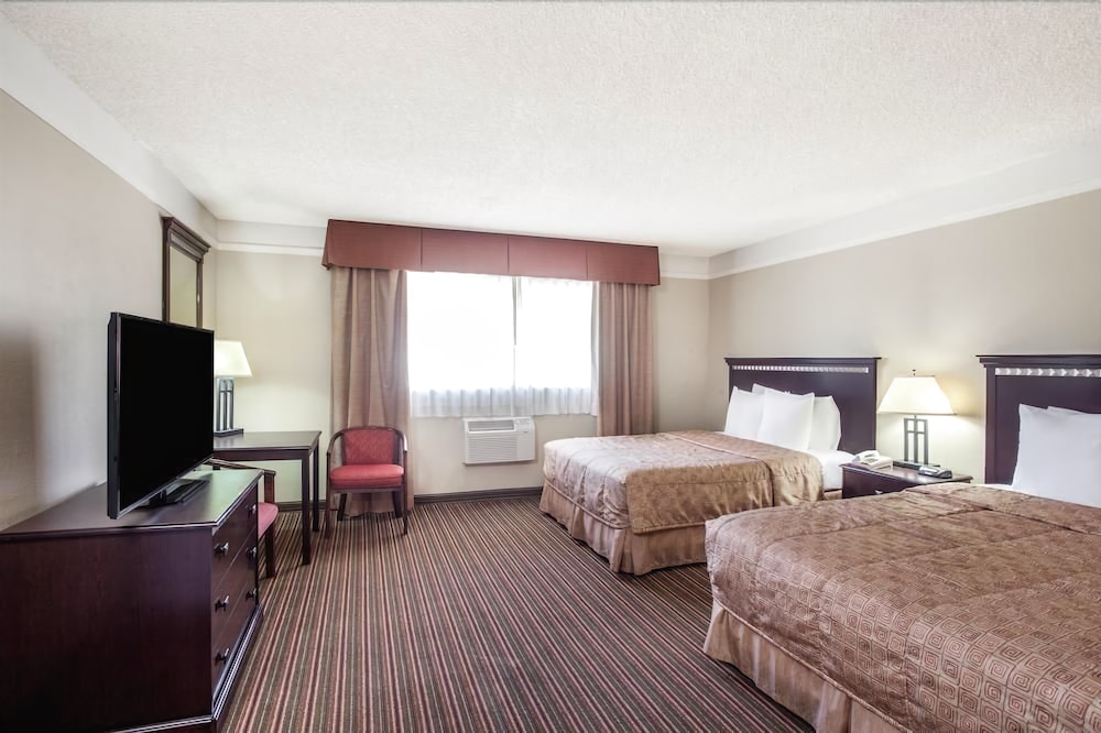 Travelodge La Mesa - photo 6
