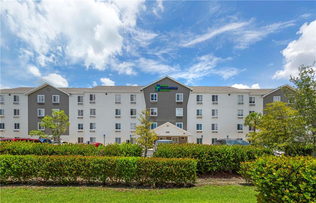 WoodSpring Suites Fort Myers Southeast - photo 2