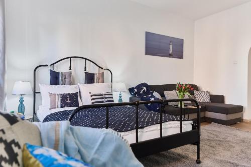Golden Hour Apartments Marynarzy 1 — 4-Star Luxury Hotel in Swinoujscie, Poland