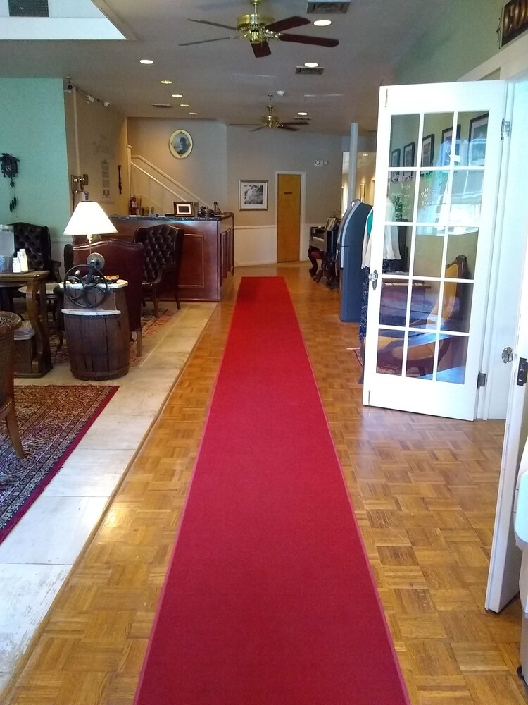 The Charles Inn at Vacationland Inns - photo 12
