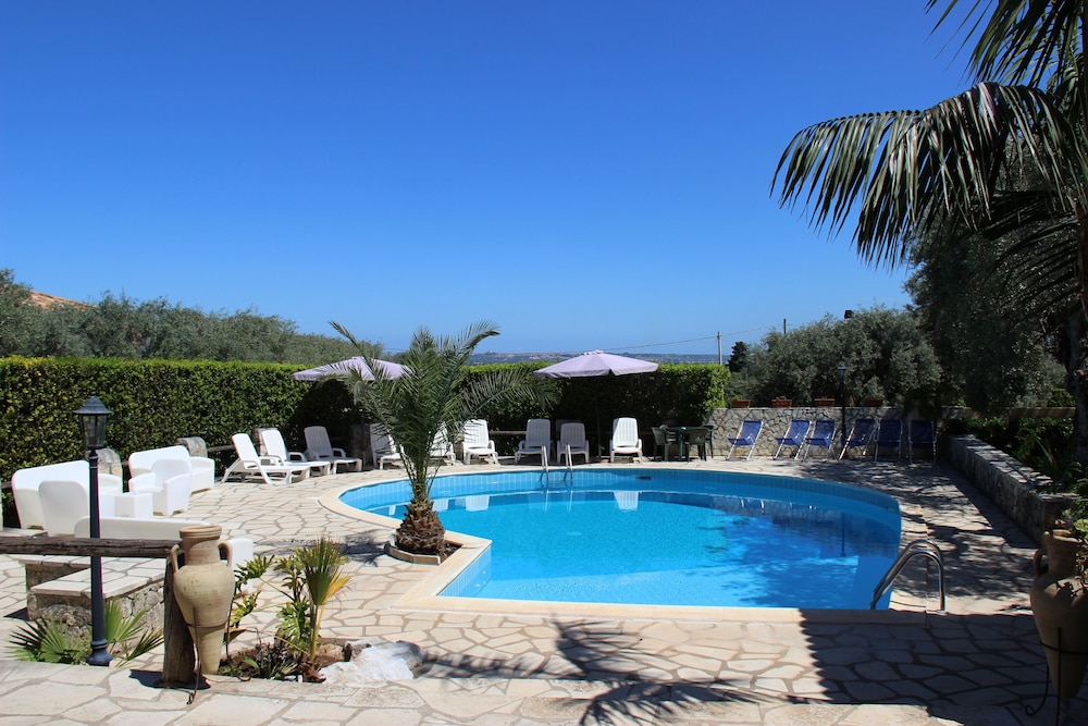 La Perciata — 4-Star Luxury Hotel in Siracusa, Italy