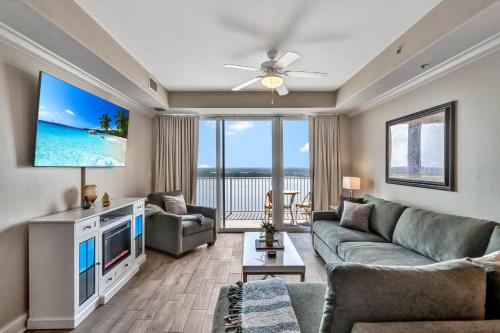 Sunshine Oasis Orlando Lakefront Luxury — 4-Star Luxury Hotel in Orlando, United States