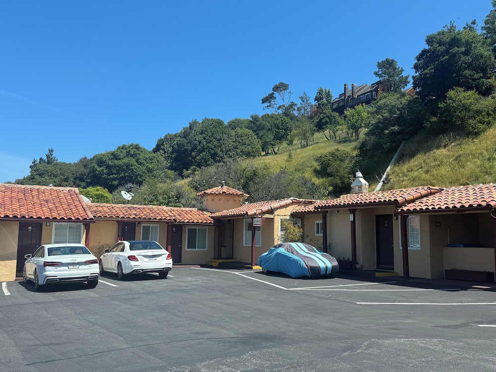 Tamalpais Motel - photo 25