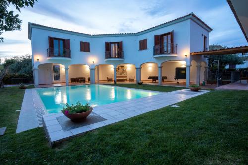 Domus meravizosas 1 — 4-Star Luxury Hotel in Posada, Italy