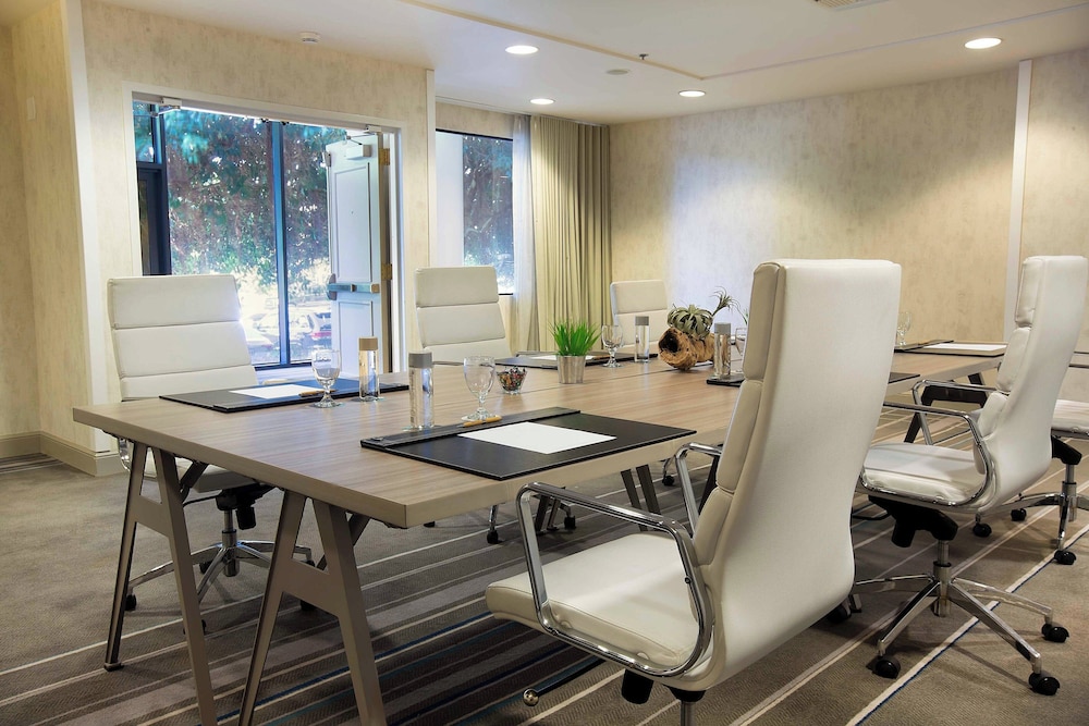 Westdrift Manhattan Beach Autograph Collection by Marriott - photo 65