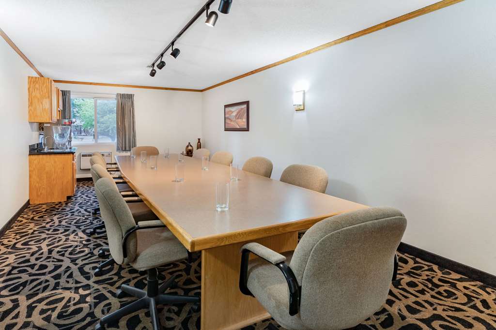 Baymont by Wyndham Bozeman - photo 44