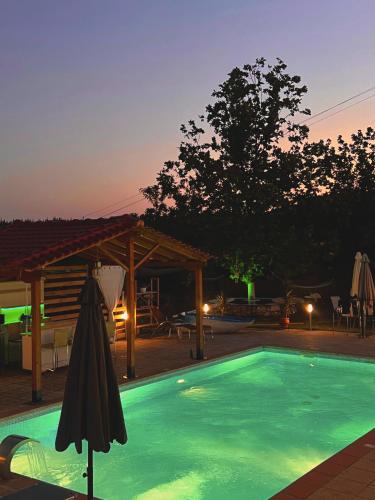 Villa Kastro Elassona — 4-Star Luxury Hotel in Elassona, Greece