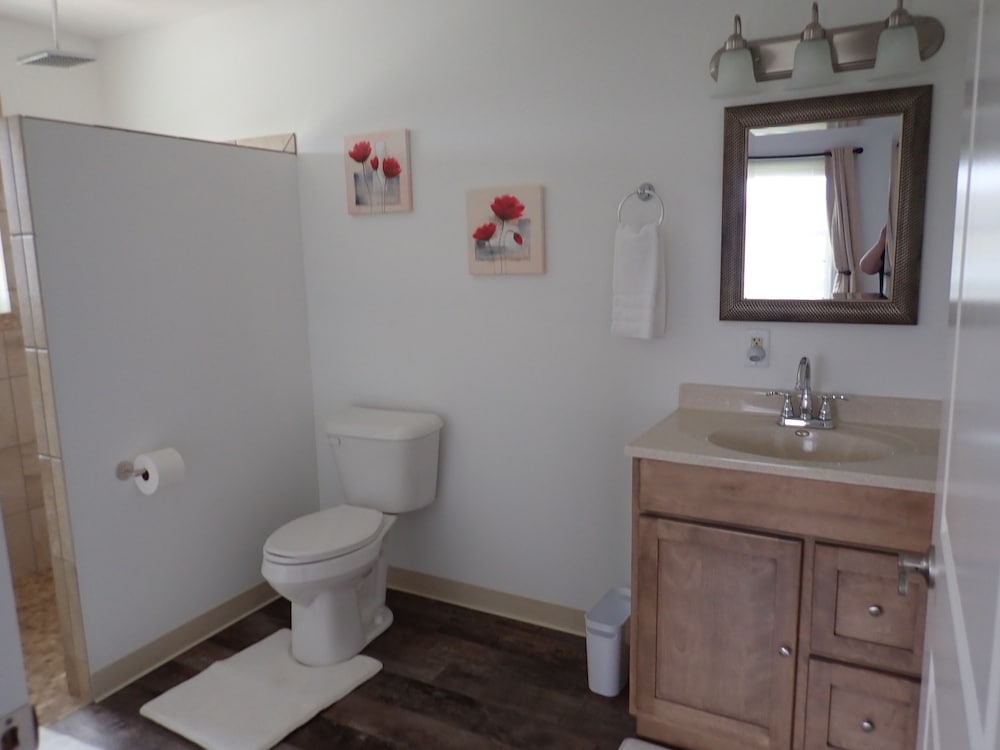 Pleasant Grove Inn - photo 39