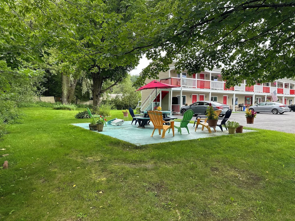 Cozy Corner Motel - photo 43