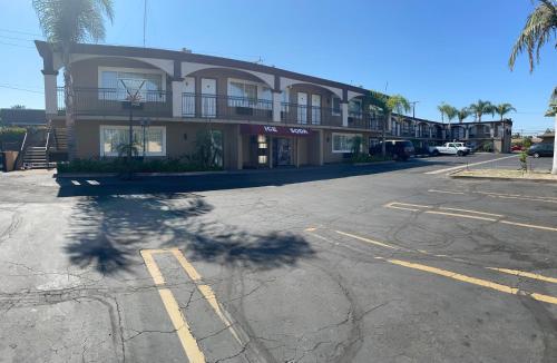 Legacy Inn & Suites Garden Grove CA - photo 6