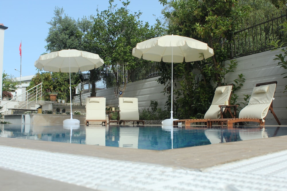 Oregano Side in Side, Turkey