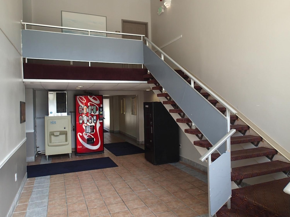Crystal Inn Neptune - photo 28