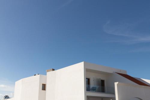Blank Alojamento Local — hotel in Benavente