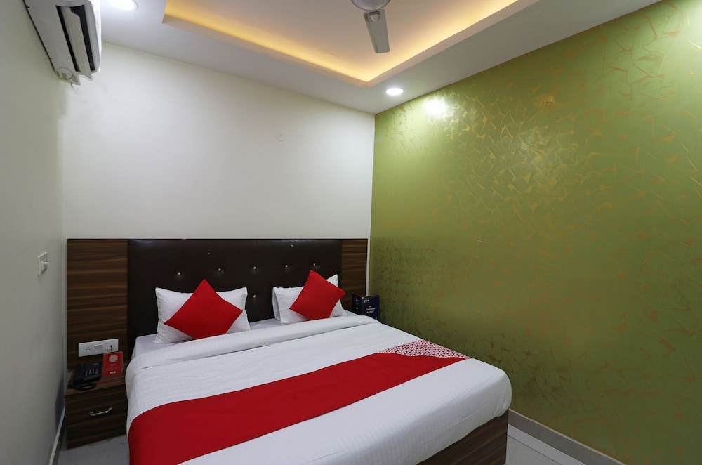 OYO 22825 Ralson Residency in Faridabad, India