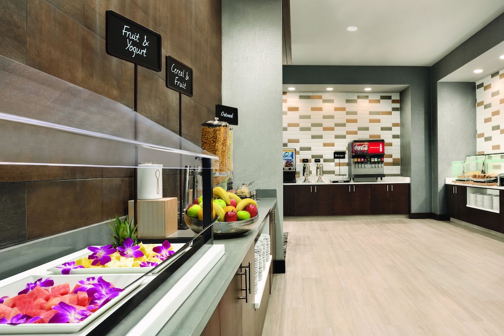 Embassy Suites by Hilton Noblesville Indianapolis Convention Center - photo 44