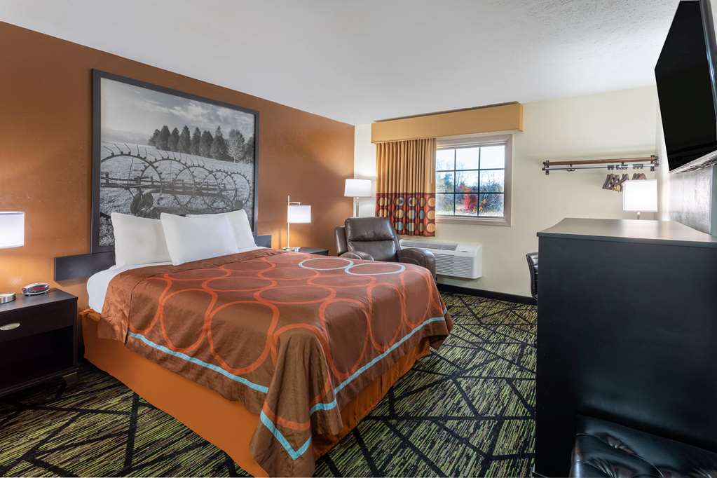 Super 8 By Wyndham Wooster - photo 17