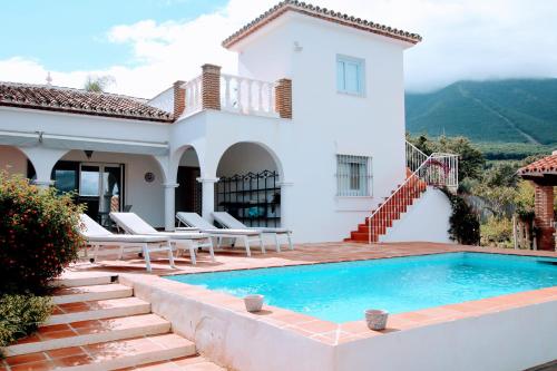 Ayma Casa Sierra Verde — 4-Star Luxury Hotel in Alhaurin El Grande, Spain