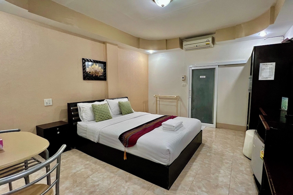 Nan Thara Place in Nan, Thailand