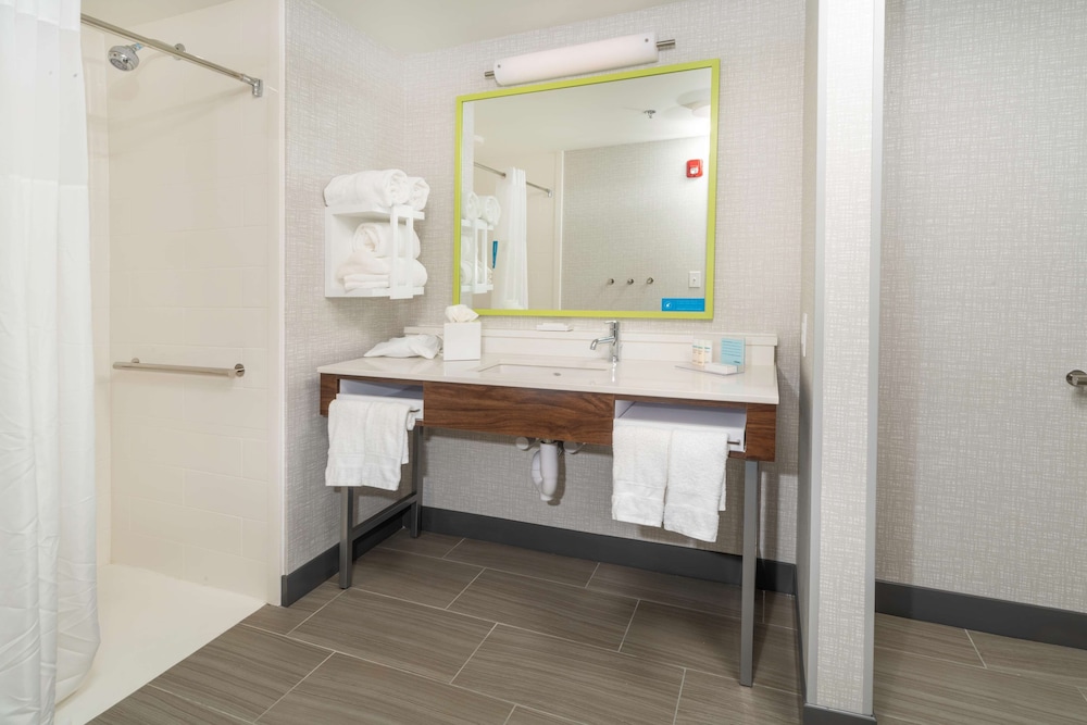 Hampton Inn & Suites Conway - photo 16
