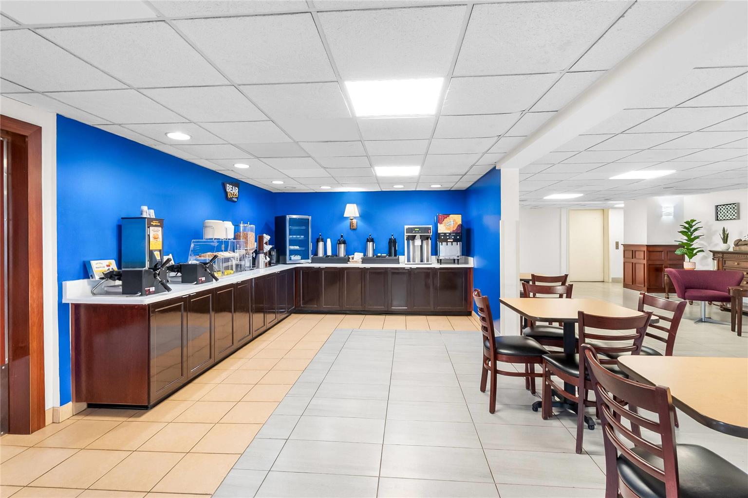 Travelodge by Wyndham Winchester - photo 10