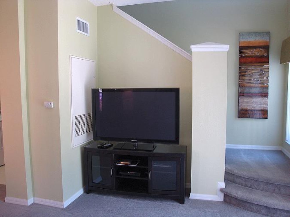 3BR 2.5BA Home in Emerald Island Resort by CV 8479 - photo 18