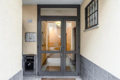 Forum Assago 5 Min Apt with Double Terrace — Rozzano — photo 3