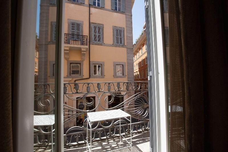 Spagna Boutique — Rome — photo 5