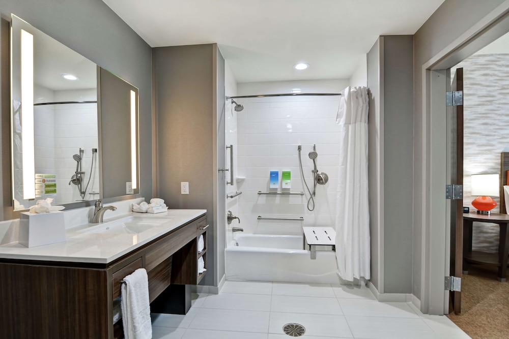 Home2 Suites by Hilton Bedford DFW West TX - photo 20