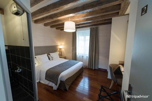 Relais de la Loire pet-friendly hotel Montlivault