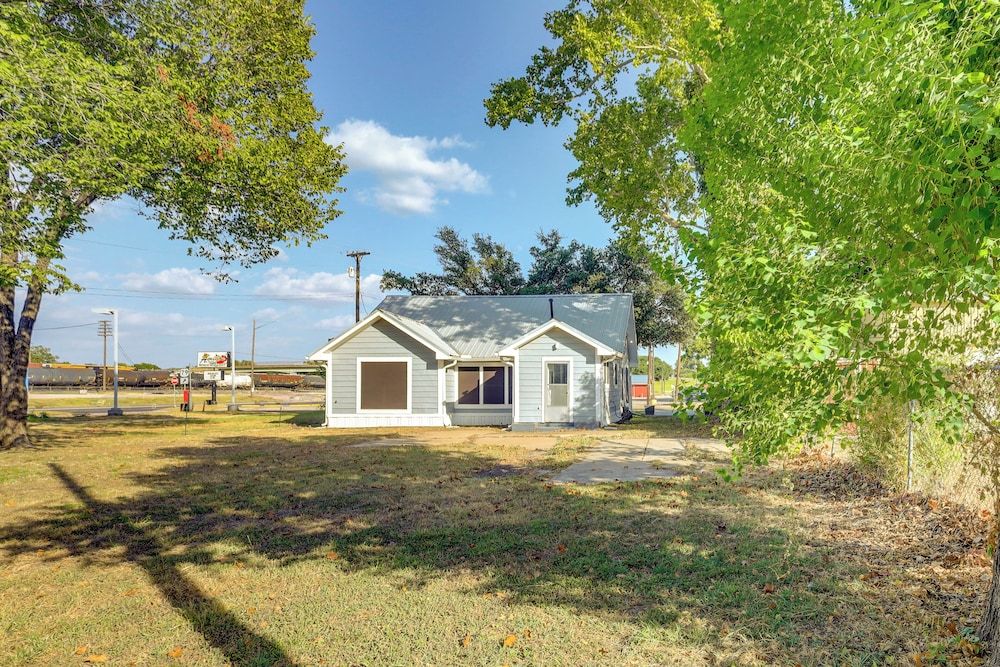 Sunny Hearne Home Near Universities - photo 21
