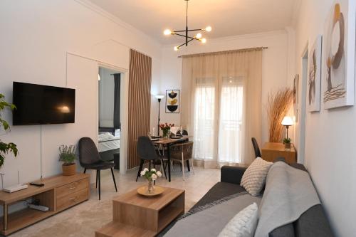 Pola's Cozy Apartment — 4-Star Luxury Hotel in Thessaloniki, Greece