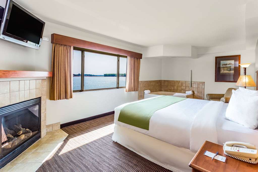 AmericInn by Wyndham Fort Pierre Conference Center - photo 17