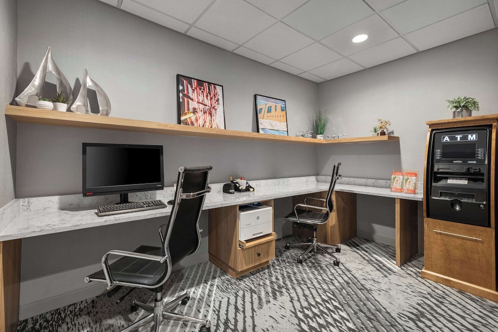 Homewood Suites by Hilton San Diego Airport Liberty Station - photo 54