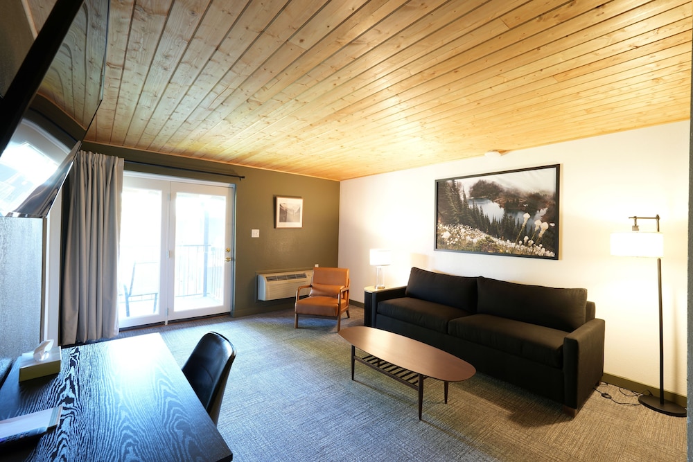 Tremont Lodge & Resort - photo 174