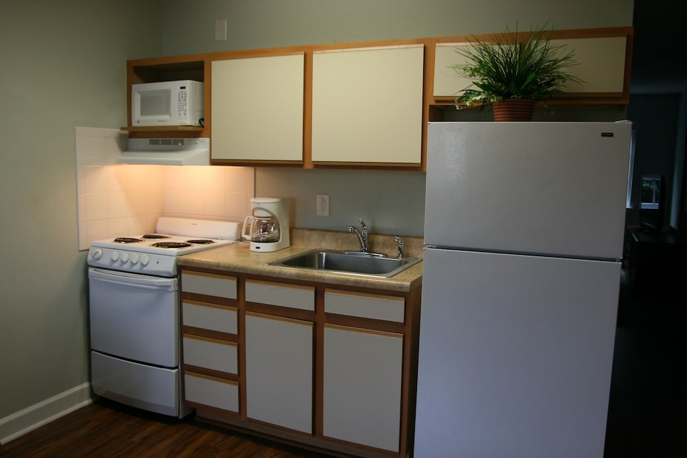 Affordable Suites of America - photo 13