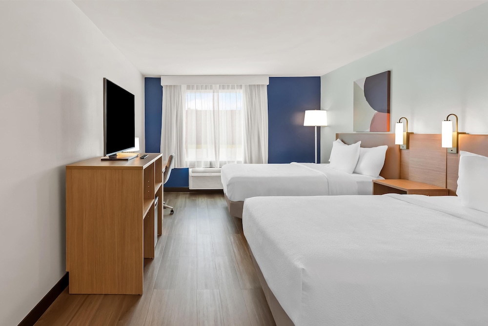 Spark by Hilton Oak Forest - photo 21