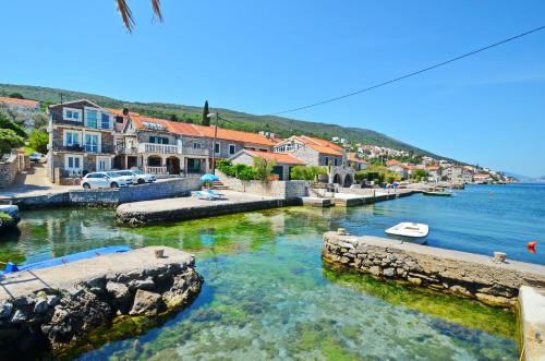 Apartment Romana — 4-Star Luxury Hotel in Tivat, Montenegro