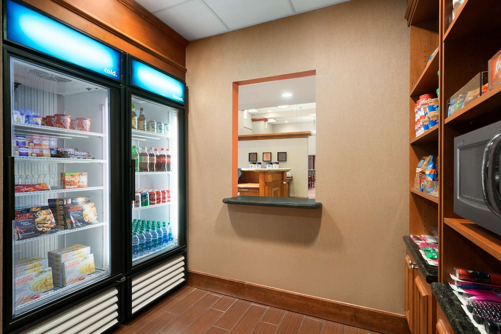 Hampton Inn & Suites Williamsburg Central - photo 26