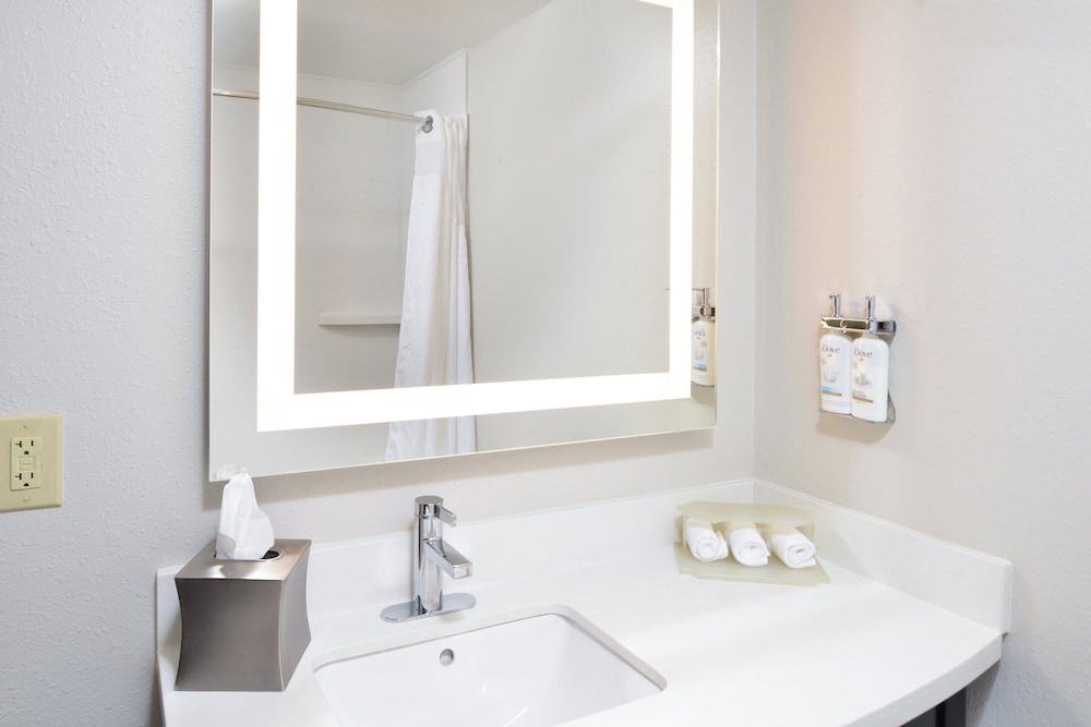 Holiday Inn Express Lewisburg New Columbia by IHG - photo 31