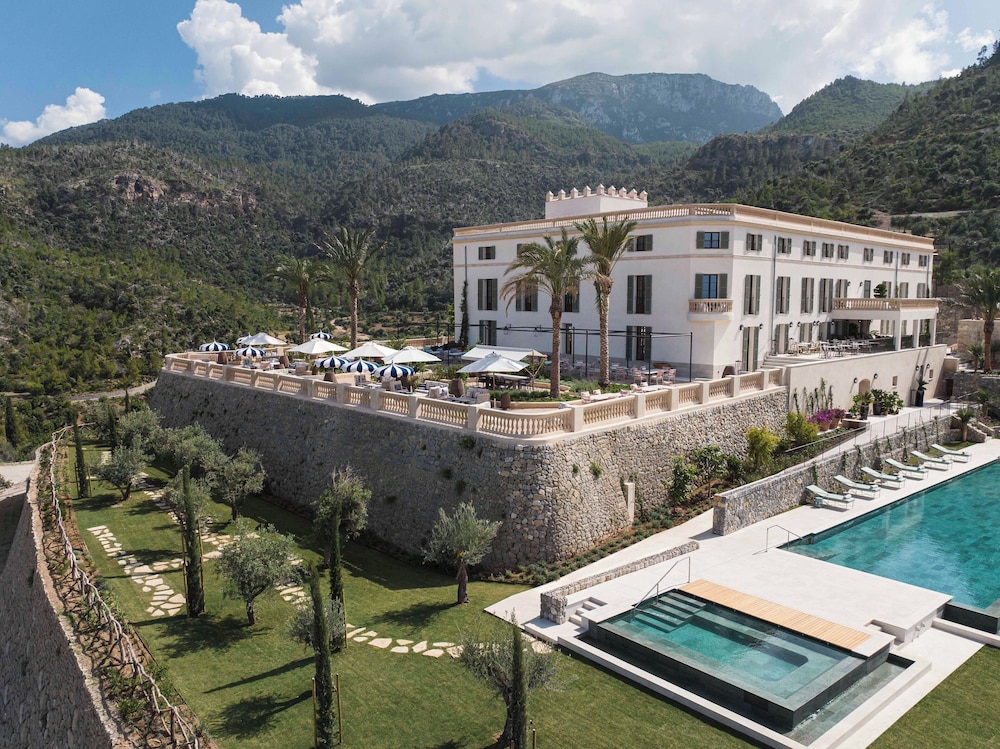 Son Bunyola Hotel & Villas - carbon neutral hotel in Banyalbufar