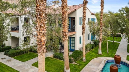 LV219 Delightful Upstairs 2 Bedroom Legacy Villa — 4-Star Luxury Hotel in La Quinta, United States