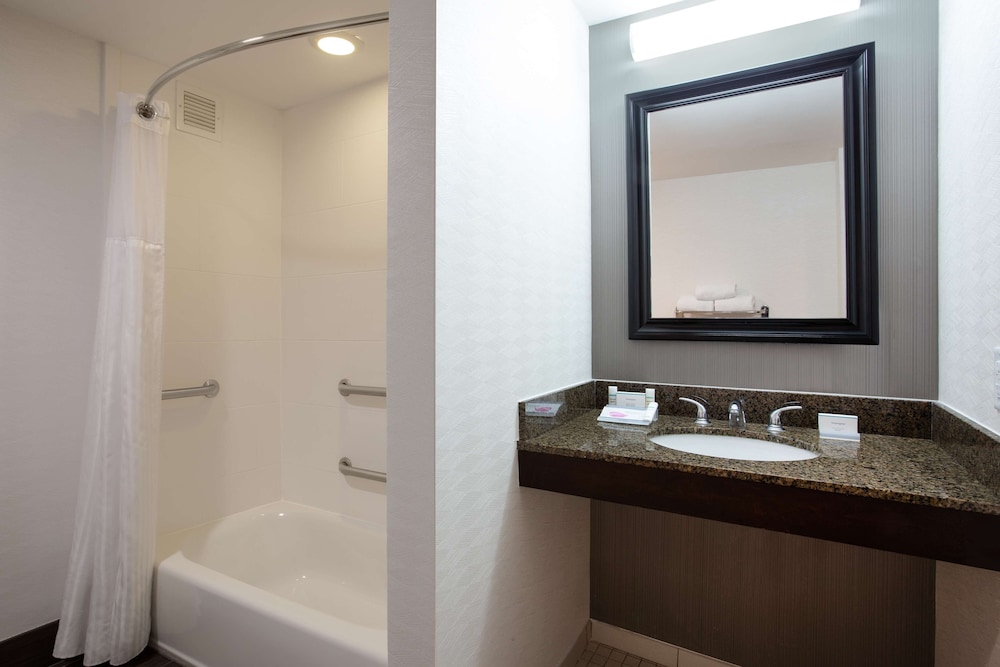 Hilton Garden Inn Nashville Smyrna - photo 24