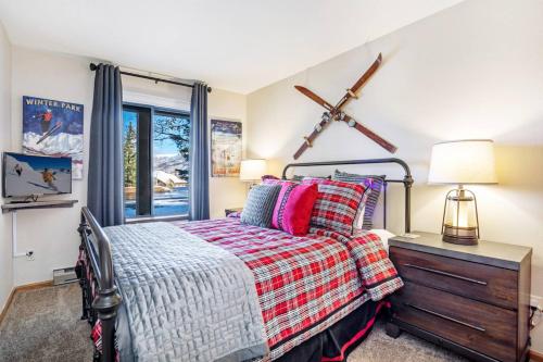 4812 Salt Lick - photo 17