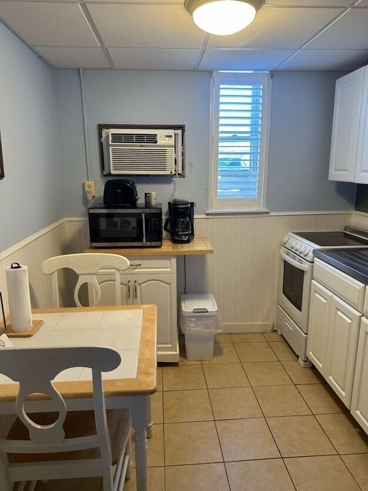 Vineyard Harbor Motel Private Beach - photo 300