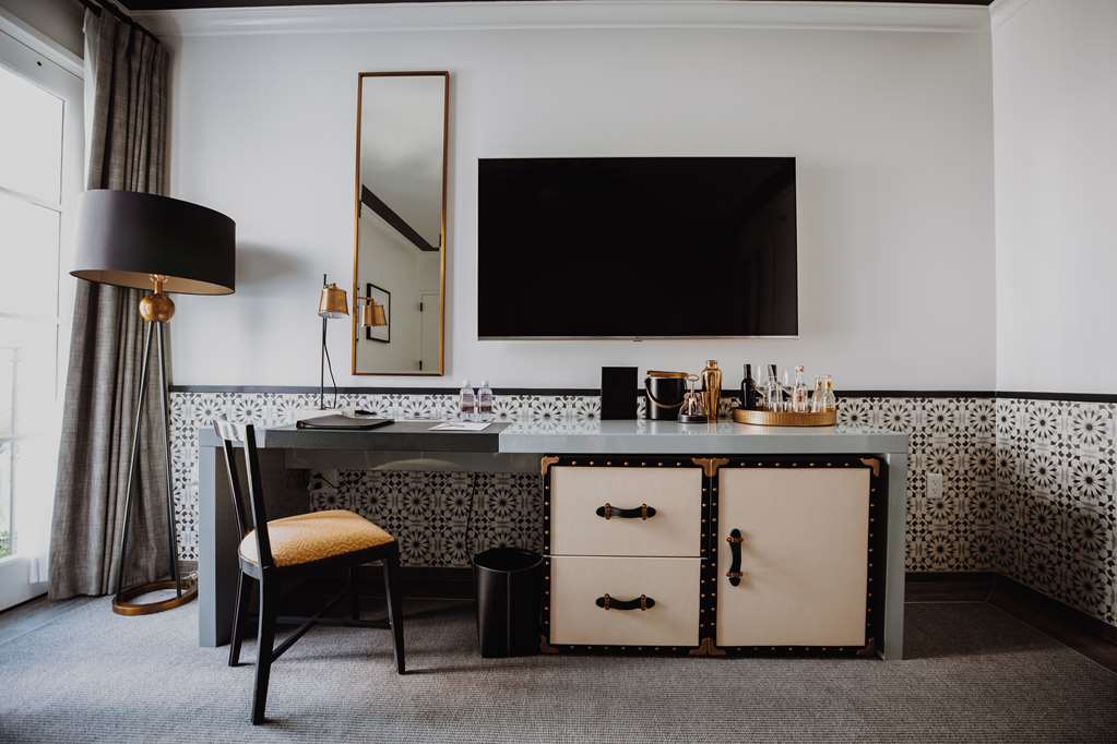 Hotel Californian - photo 42