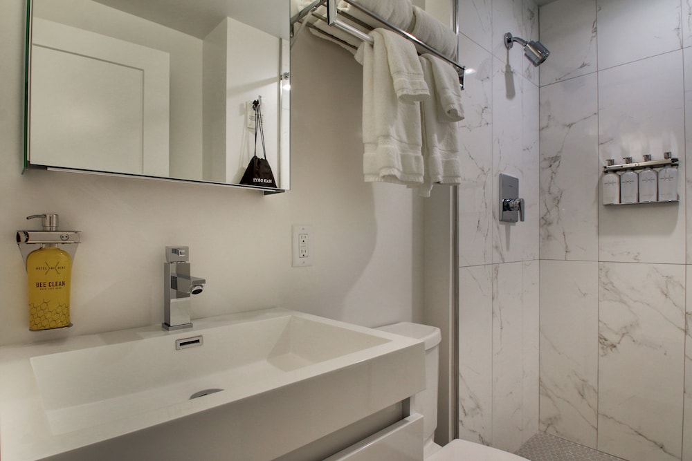 Hotel Hive - photo 84